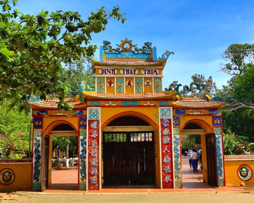 Dinh Thay Thim