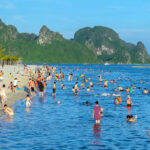 Tam Bien Don Khach Du Lich Loat Tinh Thanh Mo Cua Phat Trien Hau Covid 19 1