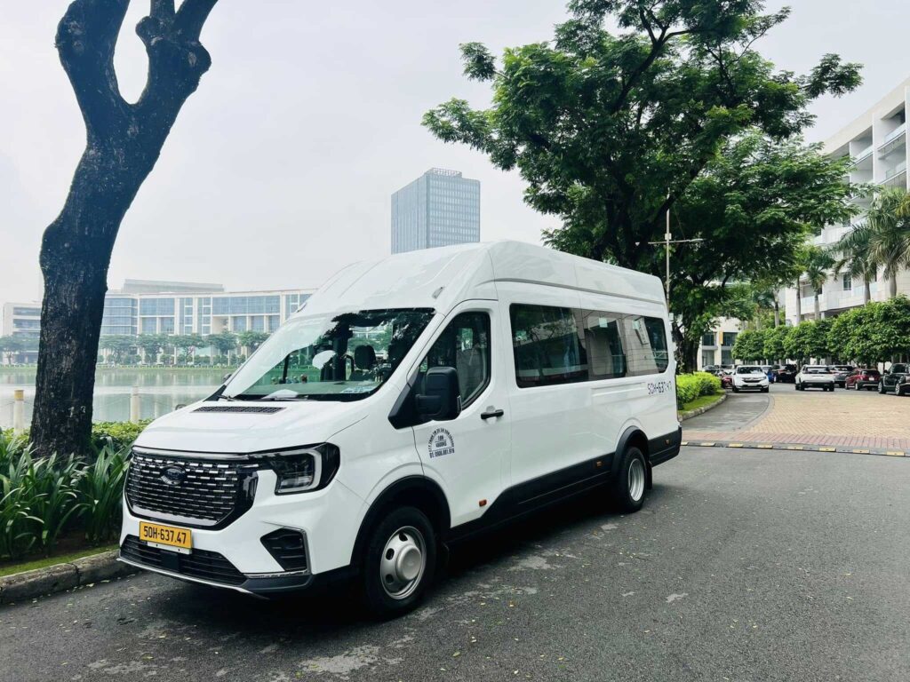 Quy Trình Đặt Thuê Xe 18 chỗ đưa đón nhân viên Minh Bạch & Linh Hoạt