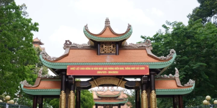 Dlich củ chi
