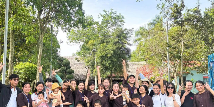 Khu du lịch đất thép farm